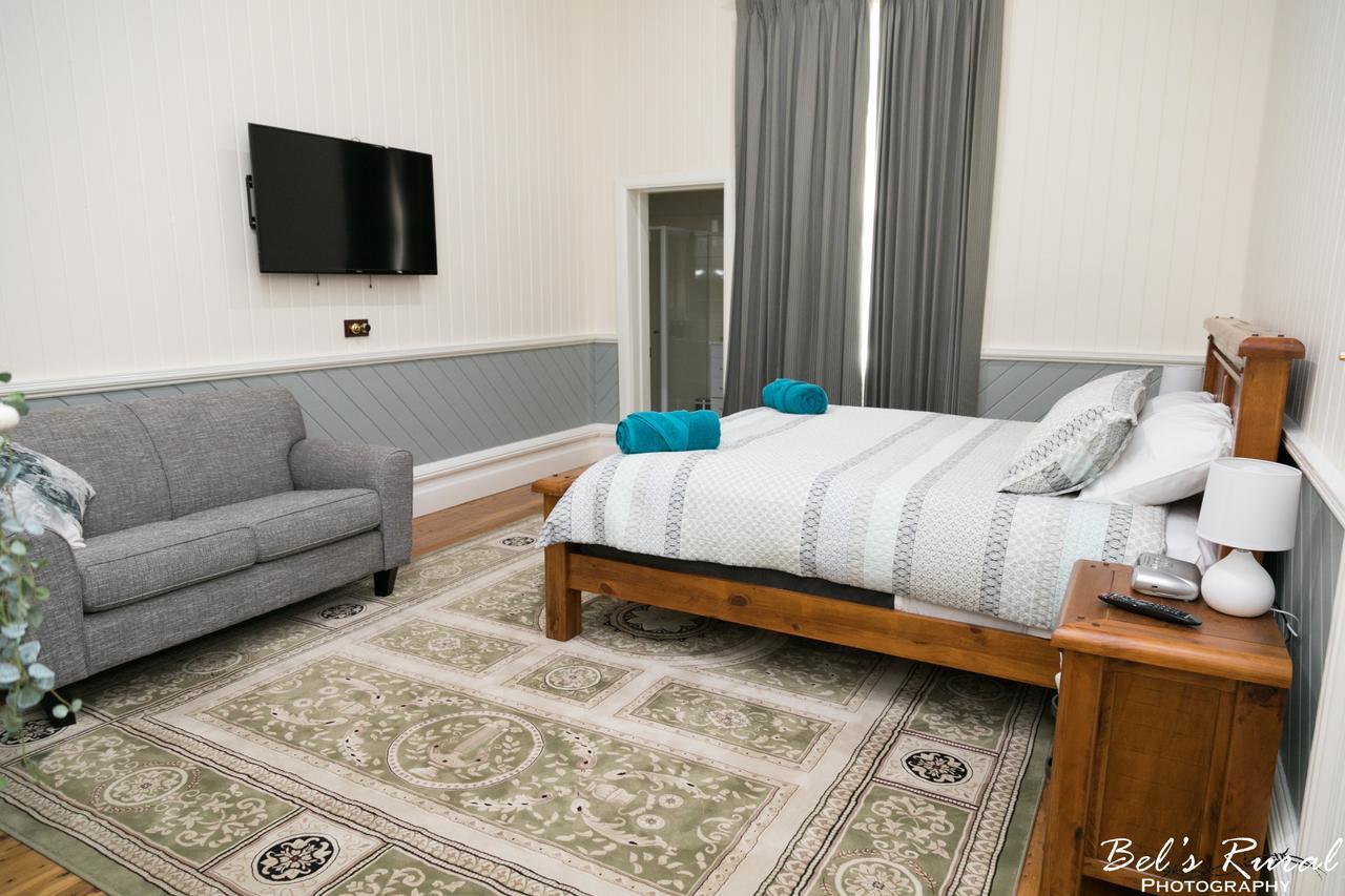 The Convent Boutique Accommodation Hay Exteriör bild